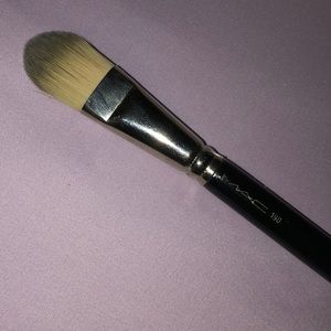 MAC 190 brush